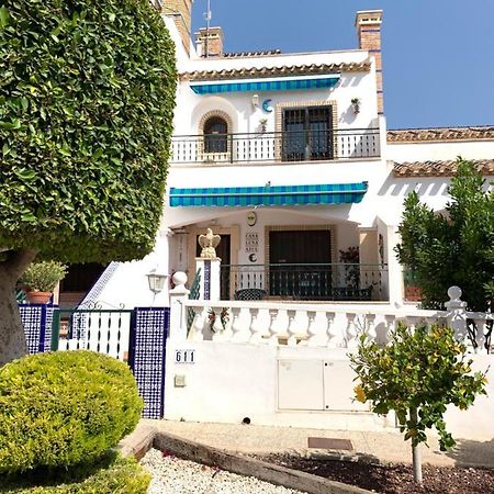 Villamartin, Lovely 2 Bed House, Short Walk To The Plaza. 奥里韦拉 外观 照片